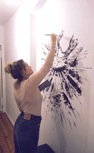 lady-mural